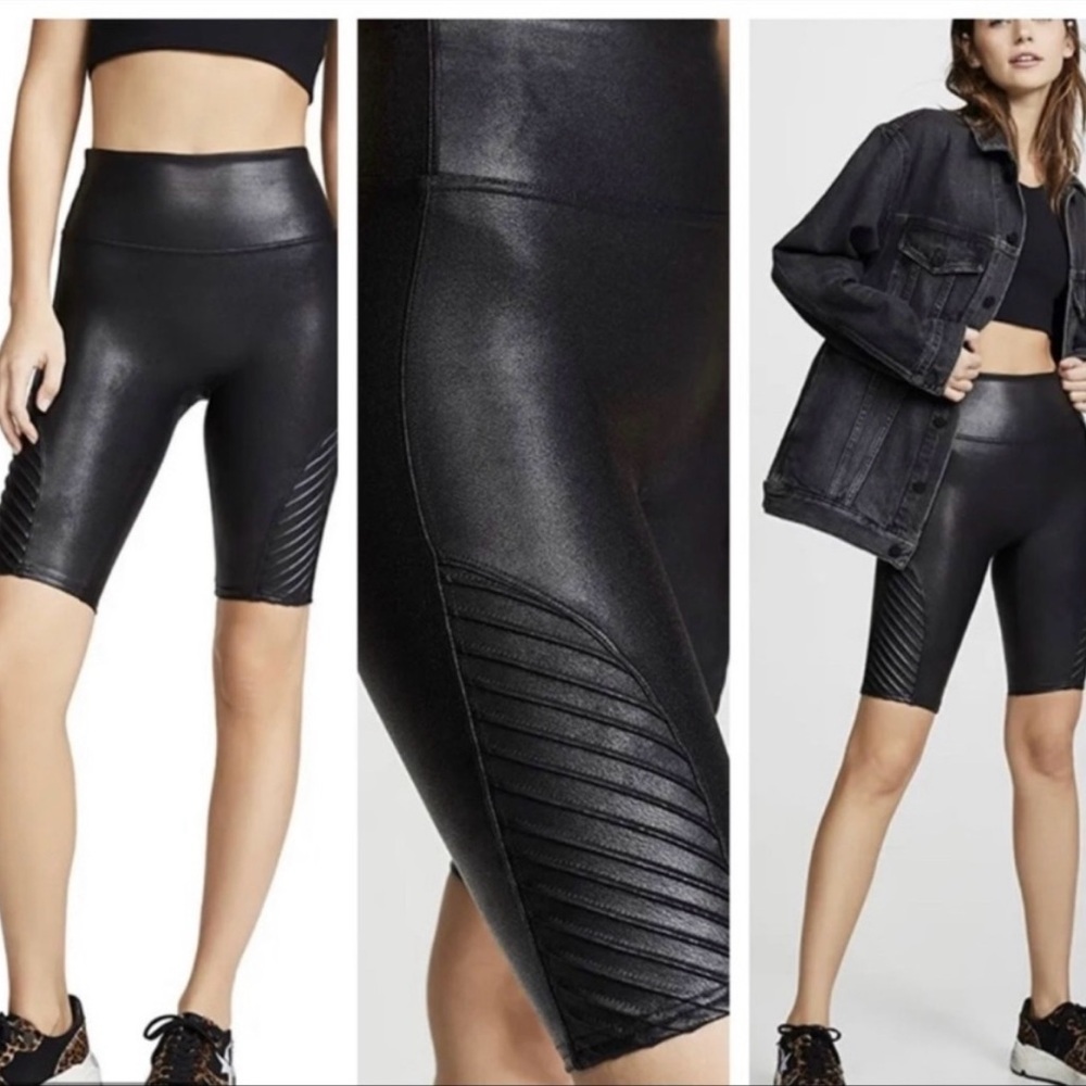 Spanx Faux Leather Moto Biker Shorts Women's Size Small Black 10" Inseam